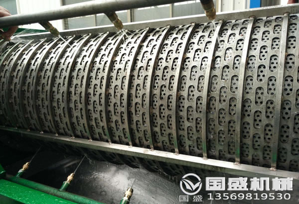螺旋壓榨機(jī)外觀 螺旋壓榨機(jī)外觀